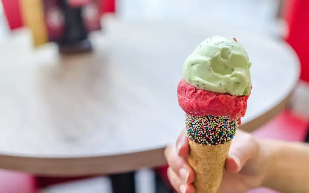 Czy lody Baśniowa to sekretny przepis na warszawską radość?