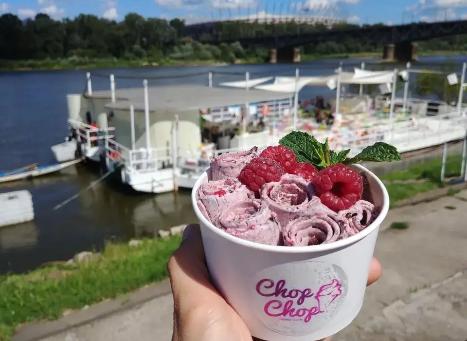 Gdzie zjeść najlepsze tajskie lody w Warszawie? 5 kultowych miejsc