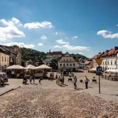 Co warto zwiedzić w Kazimierzu Dolnym? 10 skarbów miasteczka