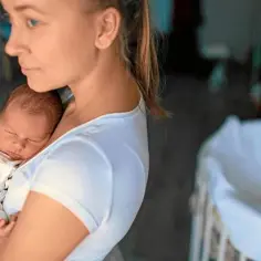 Ile naprawdę dostaje matka samotnie wychowująca dziecko: Pełen wykaz kwot